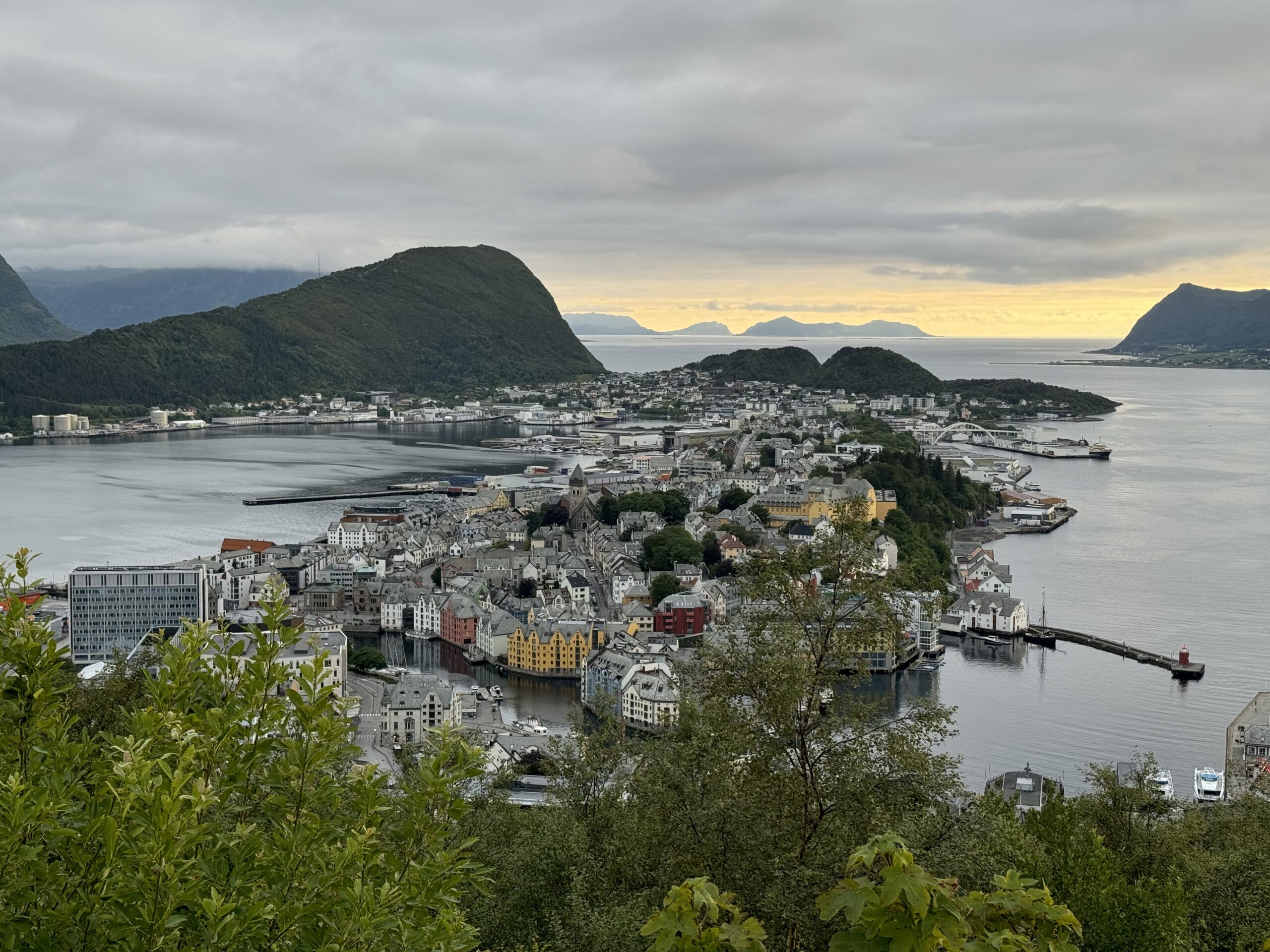 Ålesund y sus islas desde el mirador de Fjellstua